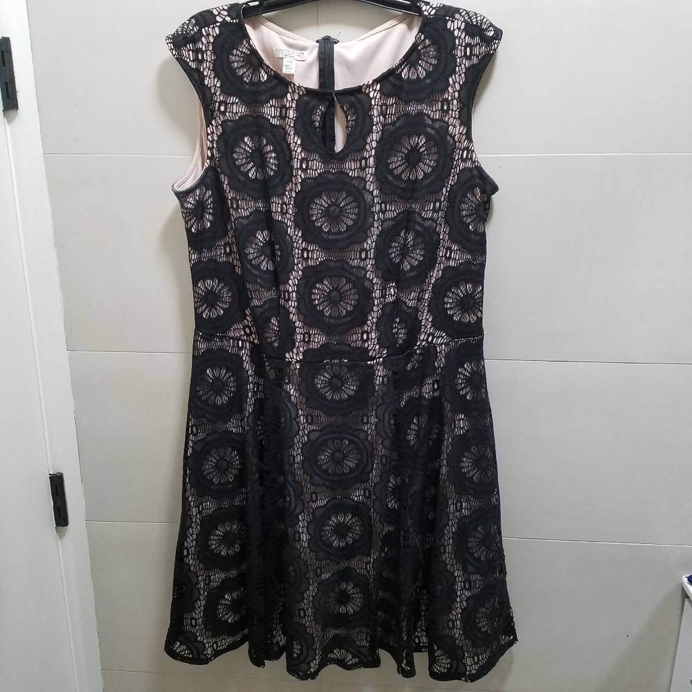 Lace dress
